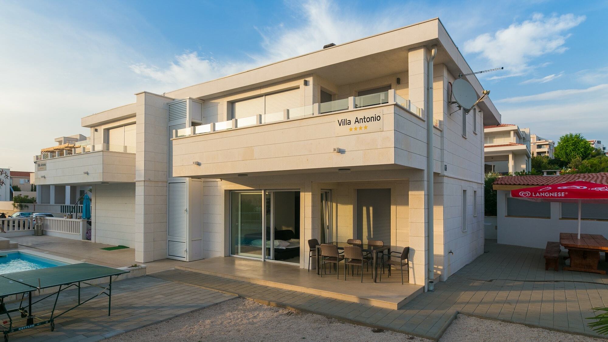 Villa Antonio Novalja Exterior photo